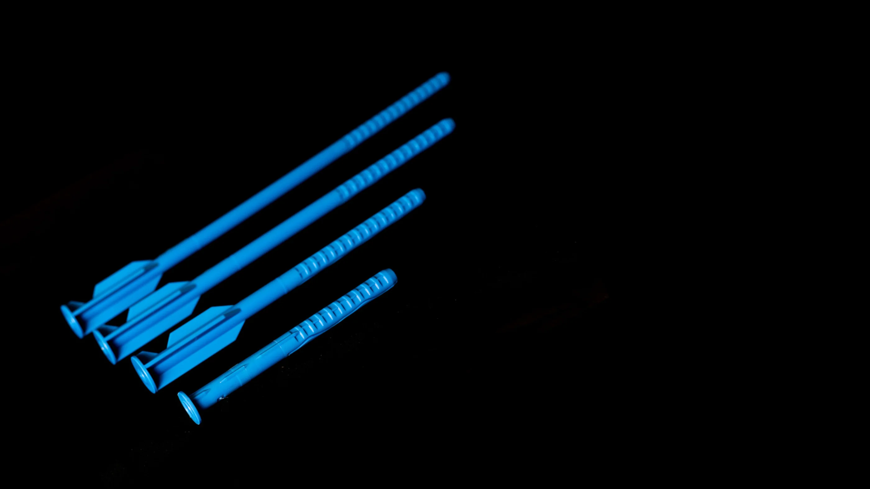 Spetec Langschaftdübel mit Lamellen in verschiedenen Längen